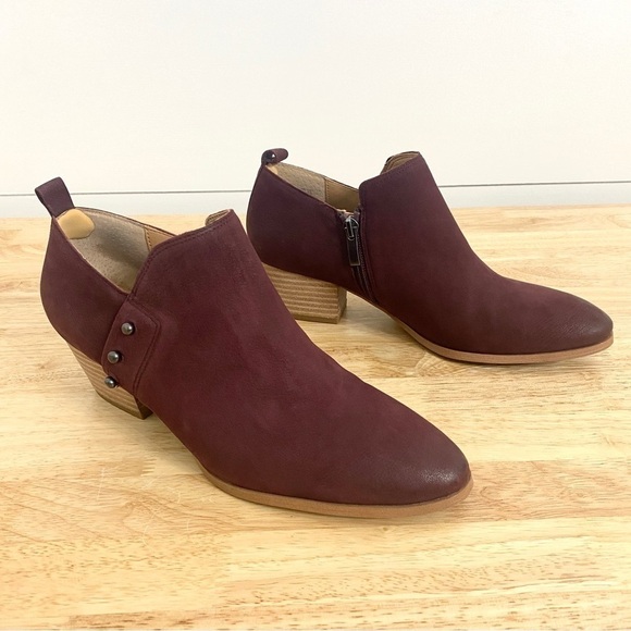 Franco Sarto Graham Burnished Leather Studded Booties Shooties, Women’s Size 8 - Picture 3 of 9